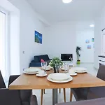 Apartament Guesthost - Amalfi & Positano In Salerno