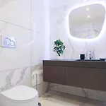 Apartament Guesthost - Amalfi & Positano In Salerno