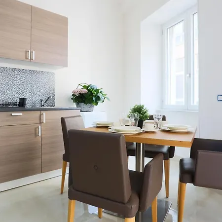 Stazione & Centro Apartamento